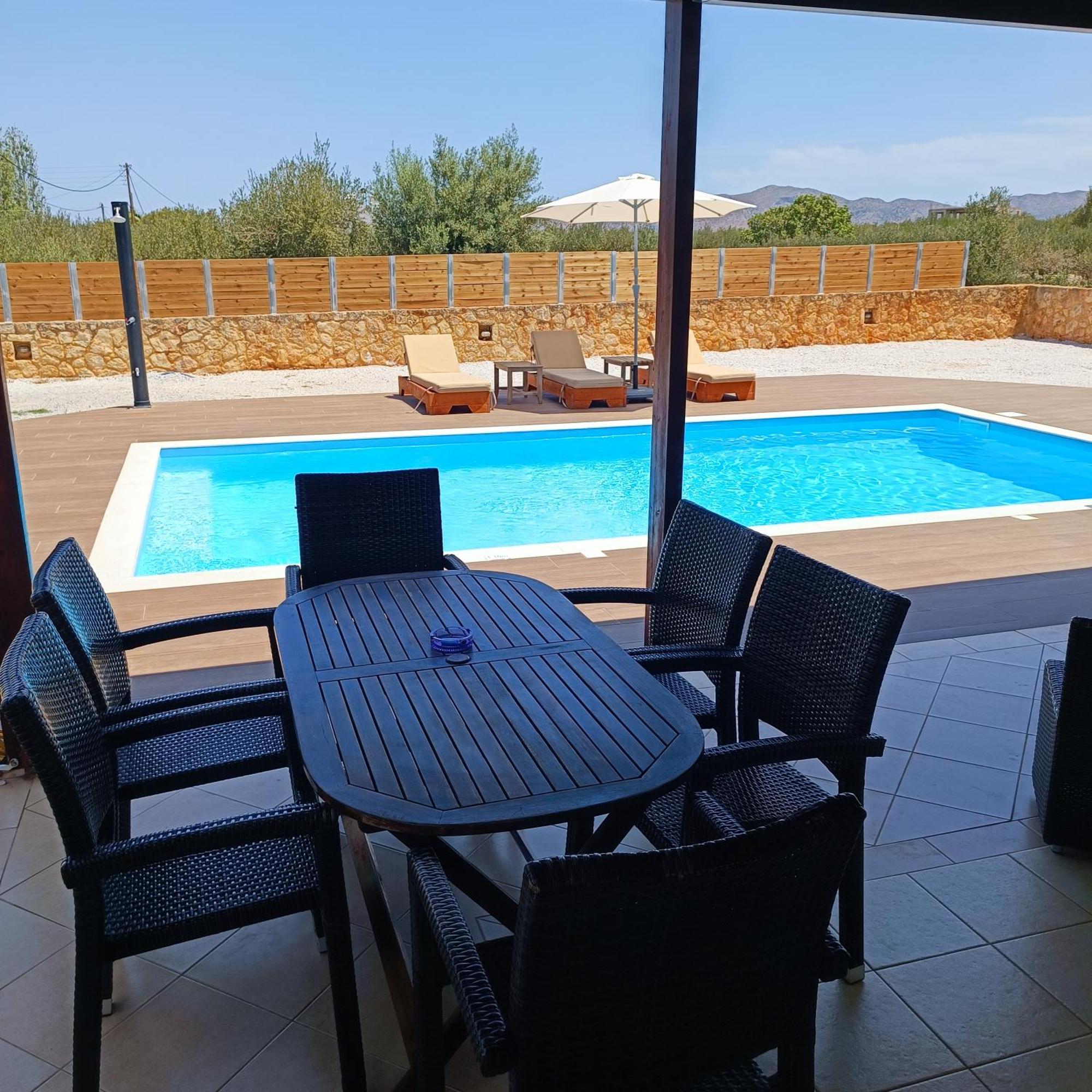 Drosoula 3bdr Private Swimming Pool Apartment *
